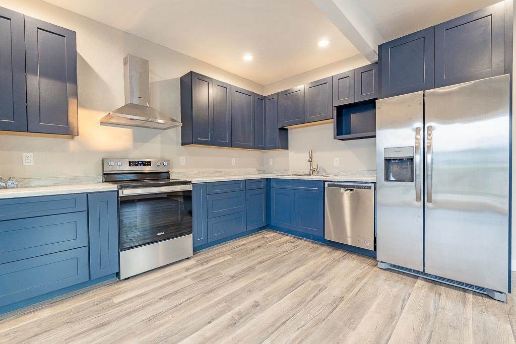 524 Merritt Avenue - Photo 1