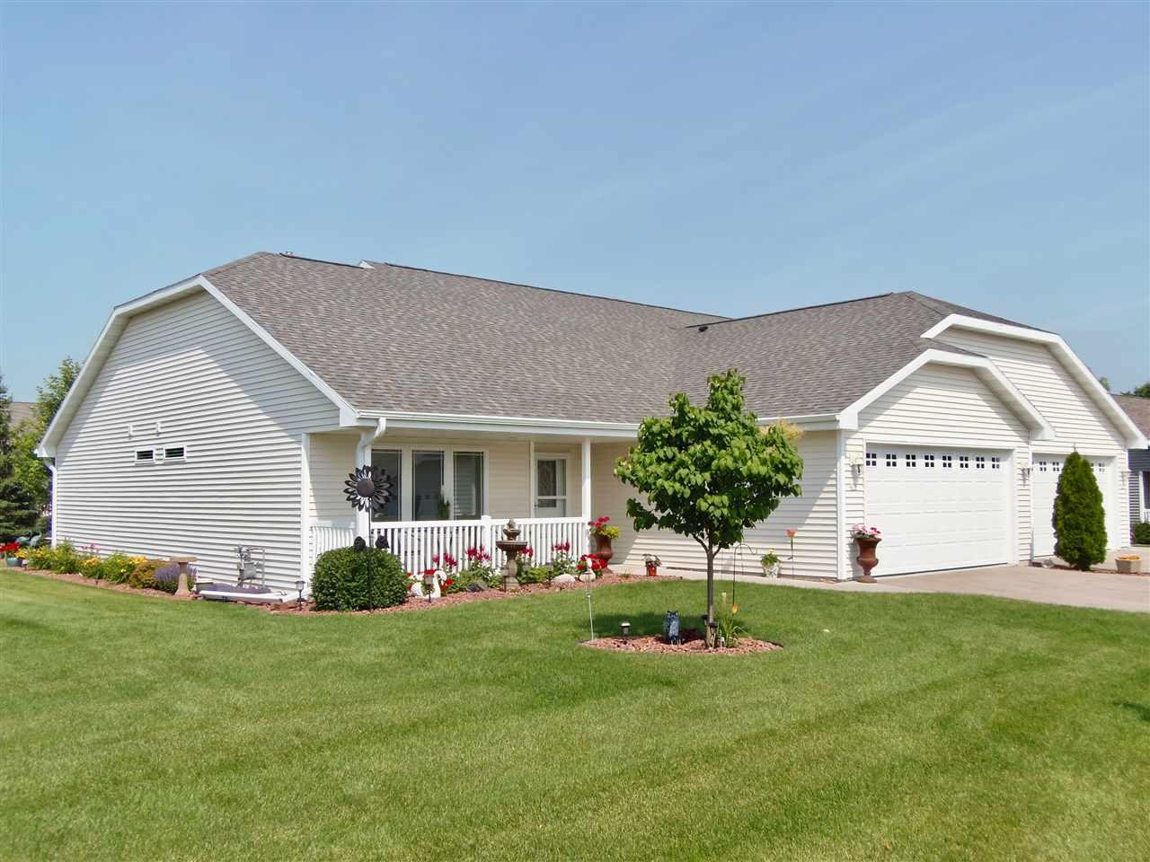 410 Wyldewood Drive - Photo 1