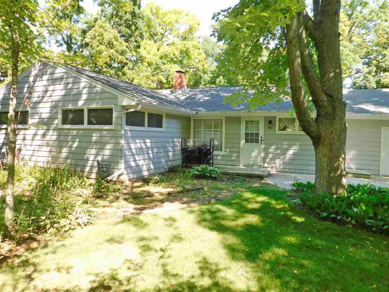 839 White Pine Avenue - Photo 1