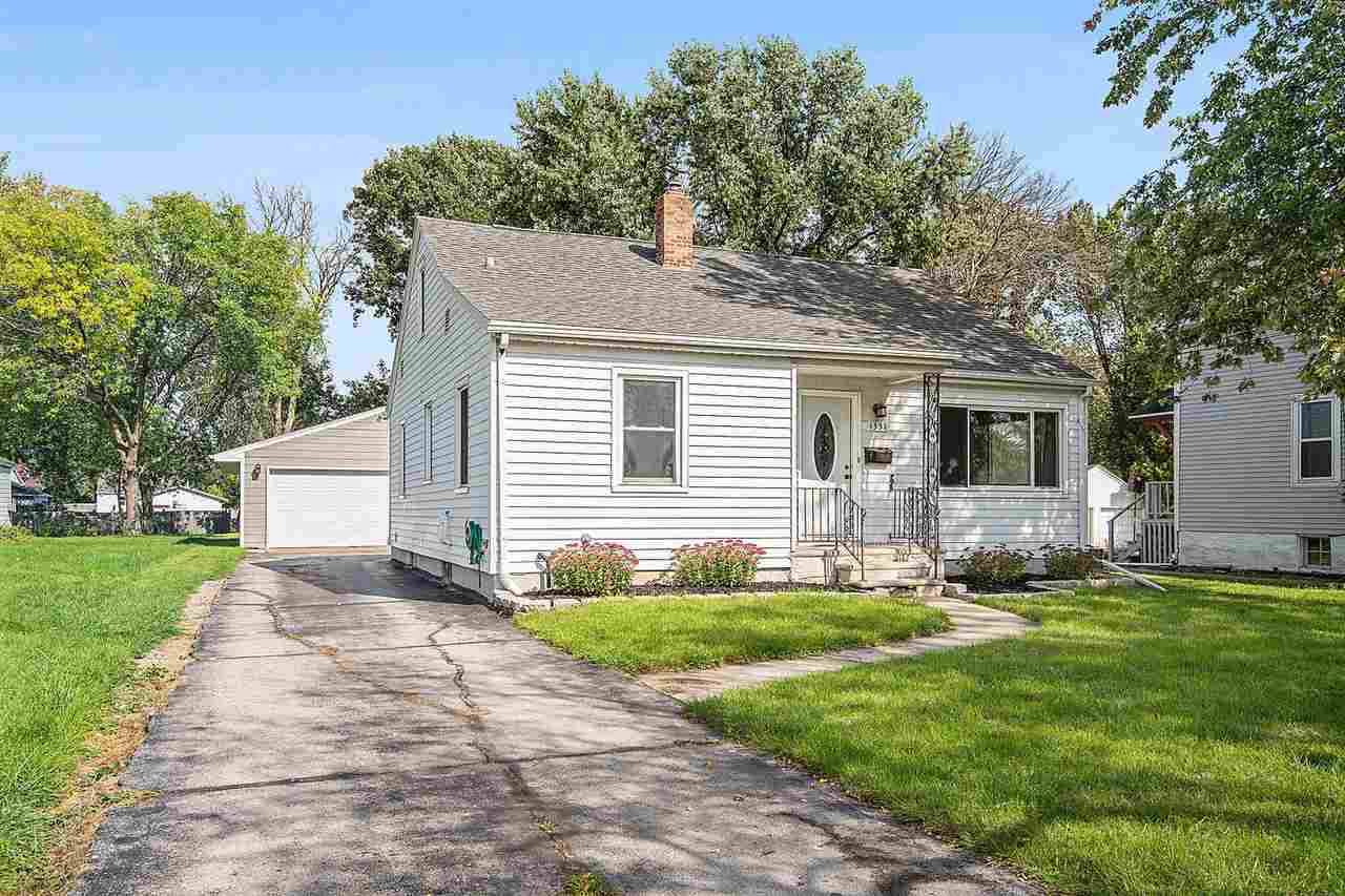 1351 Lawe Street - Photo 1