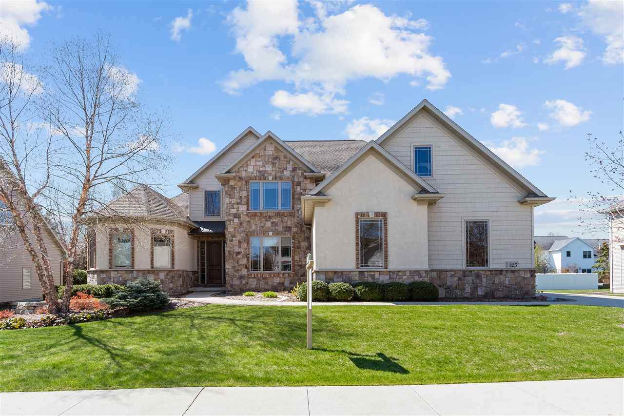 325 Wentworth Lane - Photo 1