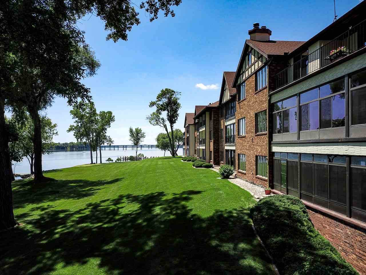 2193 Sunrise Drive - Photo 1