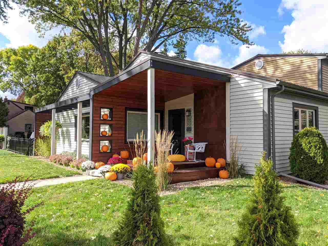 660 Hansen Street - Photo 1