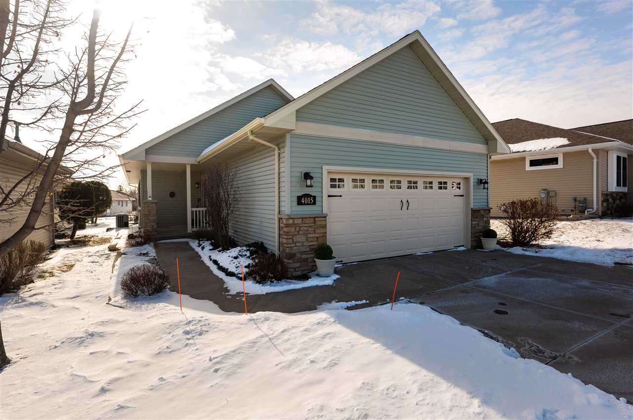 4015 Hemlock Court - Photo 1