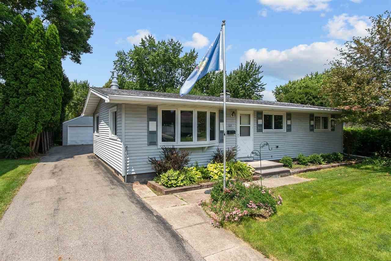 1031 Armory Place - Photo 1