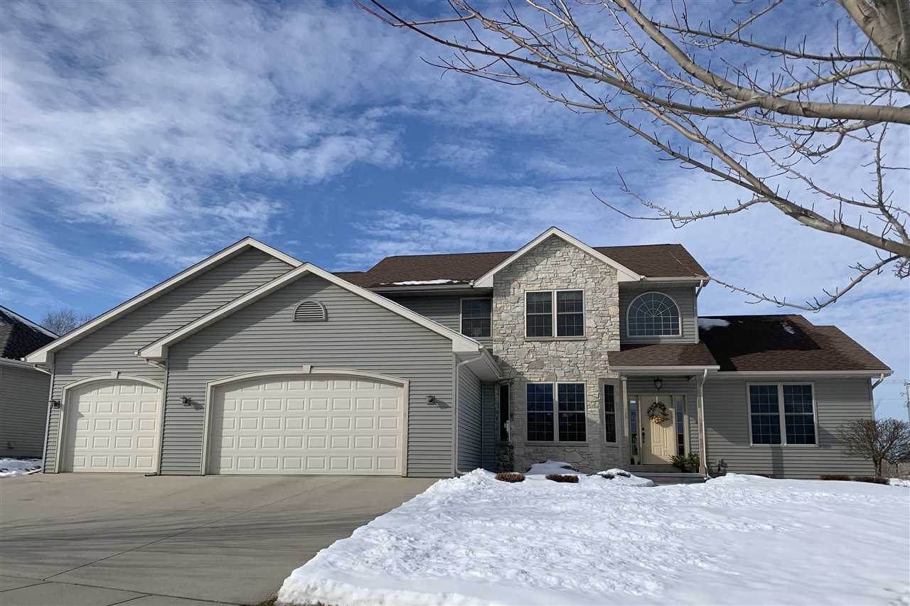 452 T-Bird Drive - Photo 1