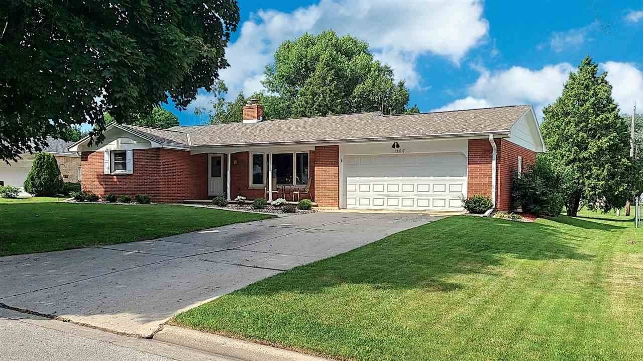 1106 Canterbury Road - Photo 1