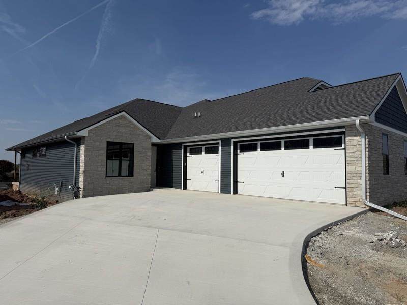 2730 Castaway Court - Photo 1