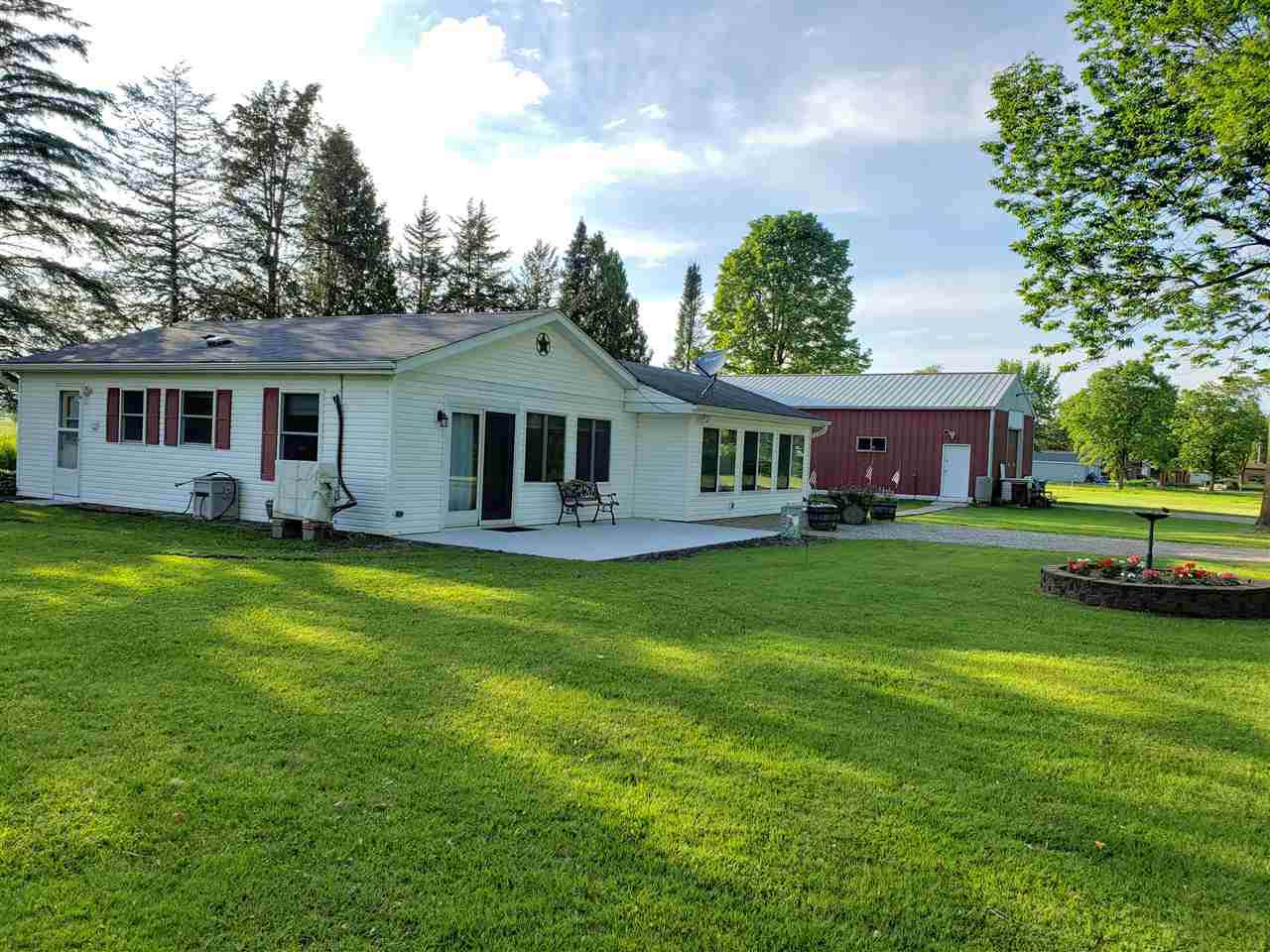 8718 River Trail Drive - Photo 1