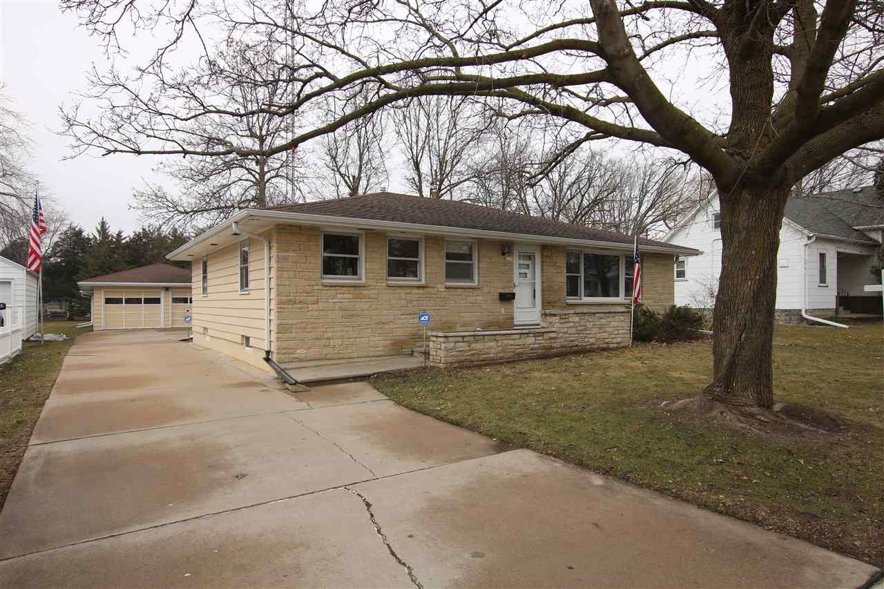 1111 Knapp Street - Photo 1