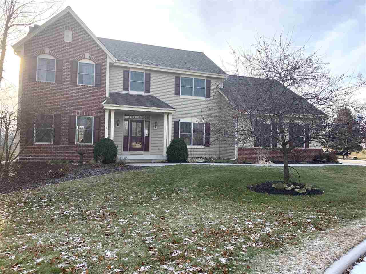 740 Meadow Ridge Court - Photo 1