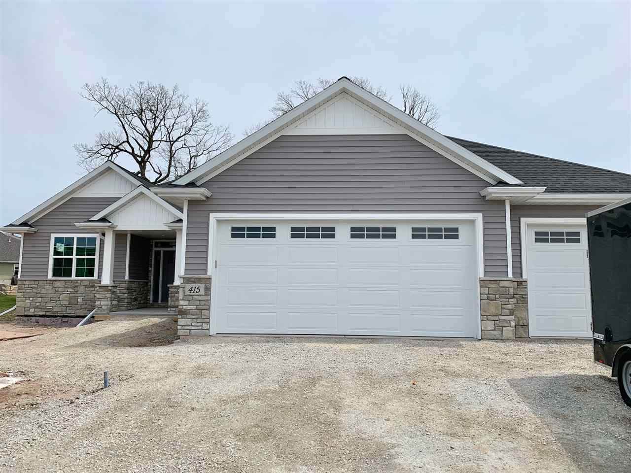 415 Papermill Run - Photo 1