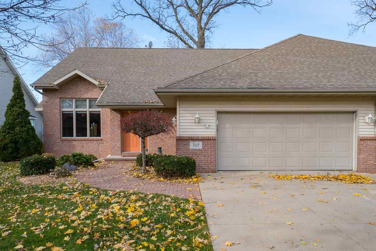 702 Thelosen Drive - Photo 1