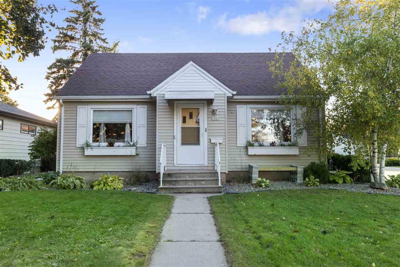 1903 Simpson Street - Photo 1