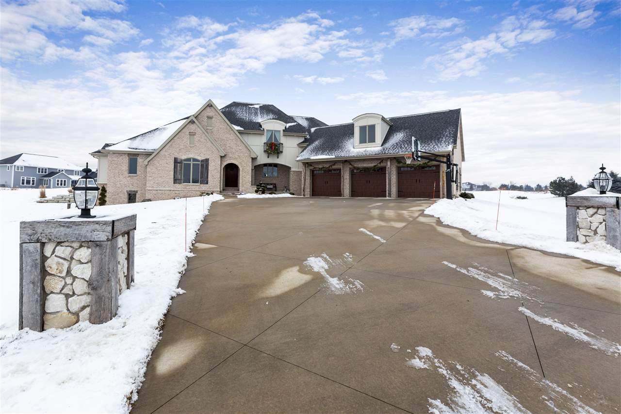 3030 Lennon Lane - Photo 1