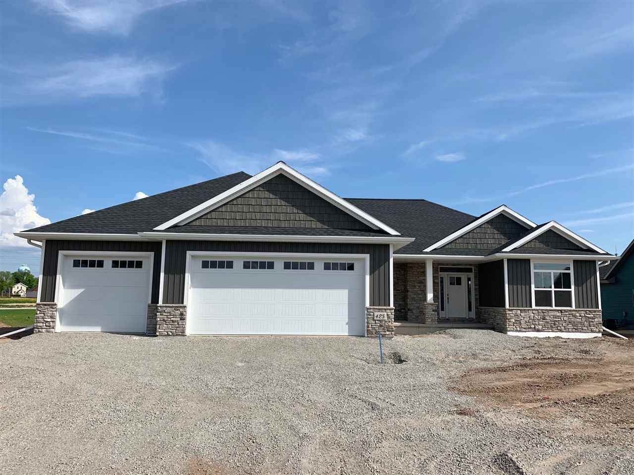 425 Rivers Edge Drive - Photo 1
