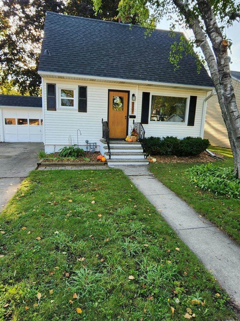1209 Norwood Avenue - Photo 1
