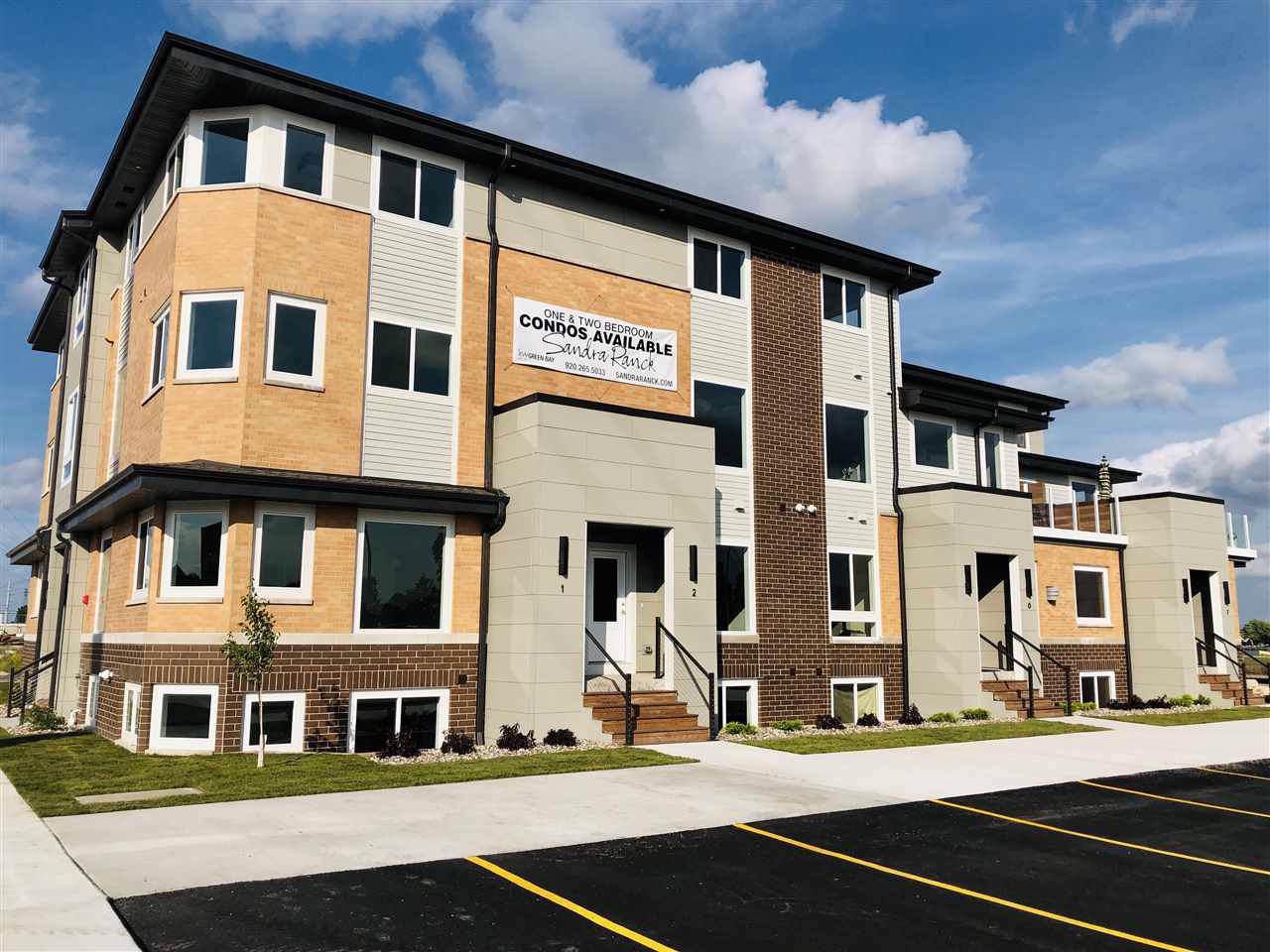 400 Donald Driver Way - Photo 1