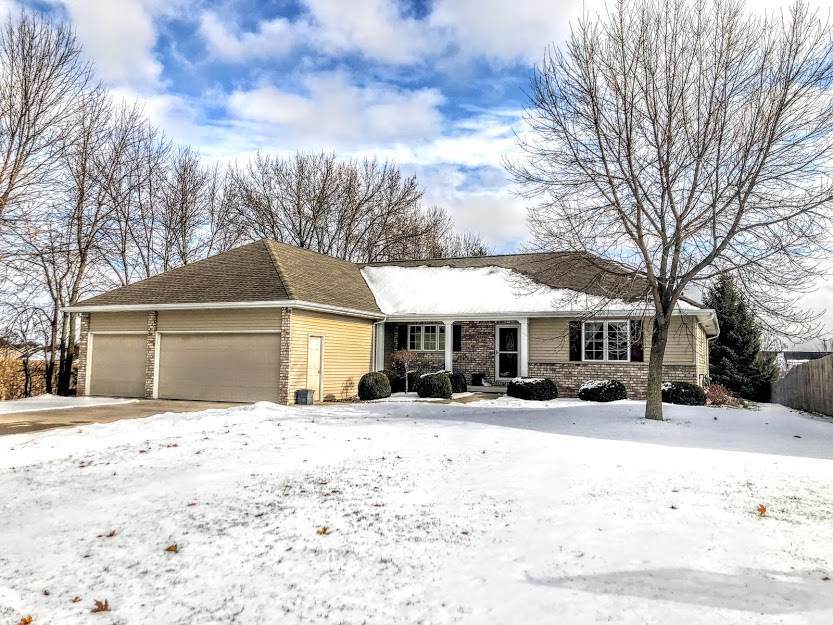 N2292 Glen Rose Lane - Photo 1