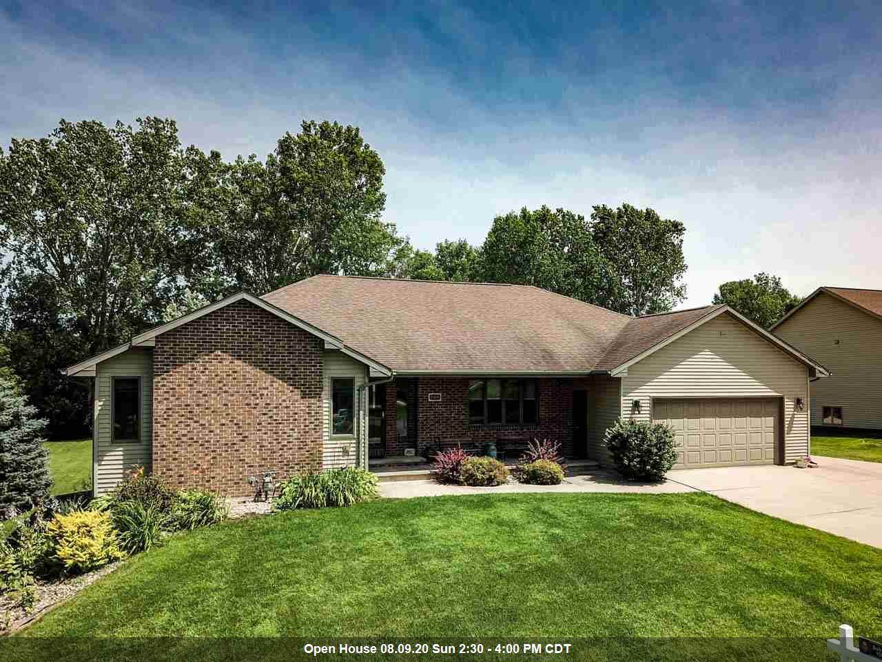 N1576 Cozy Creek Court - Photo 1