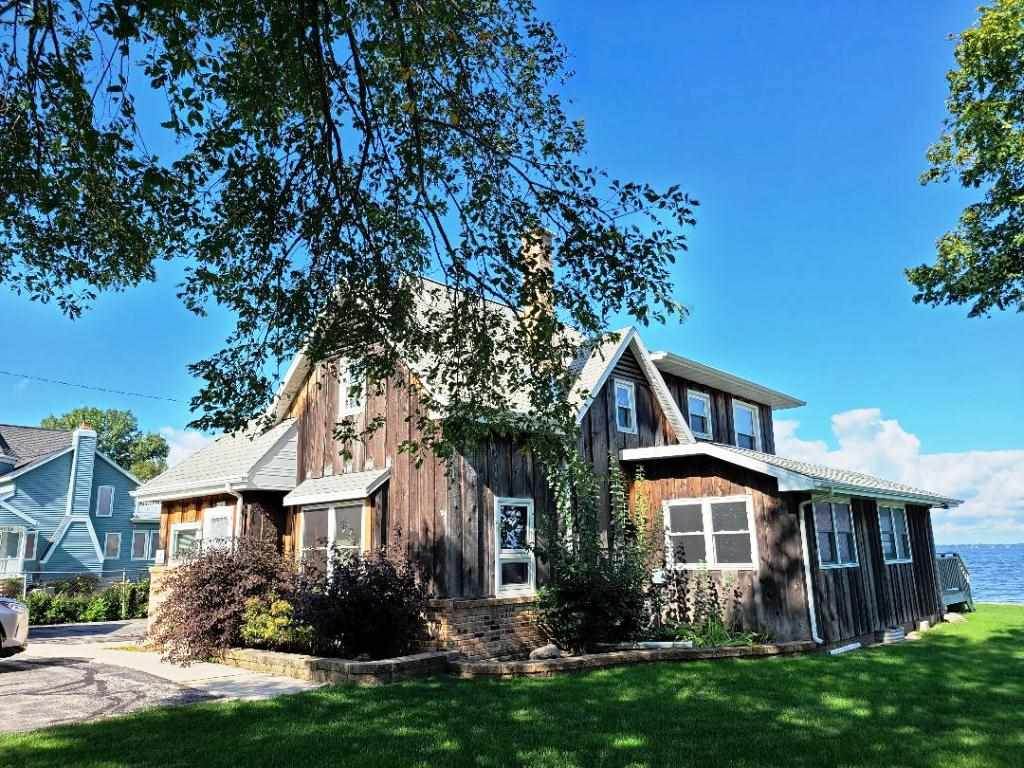 N7392 Winnebago Drive - Photo 1