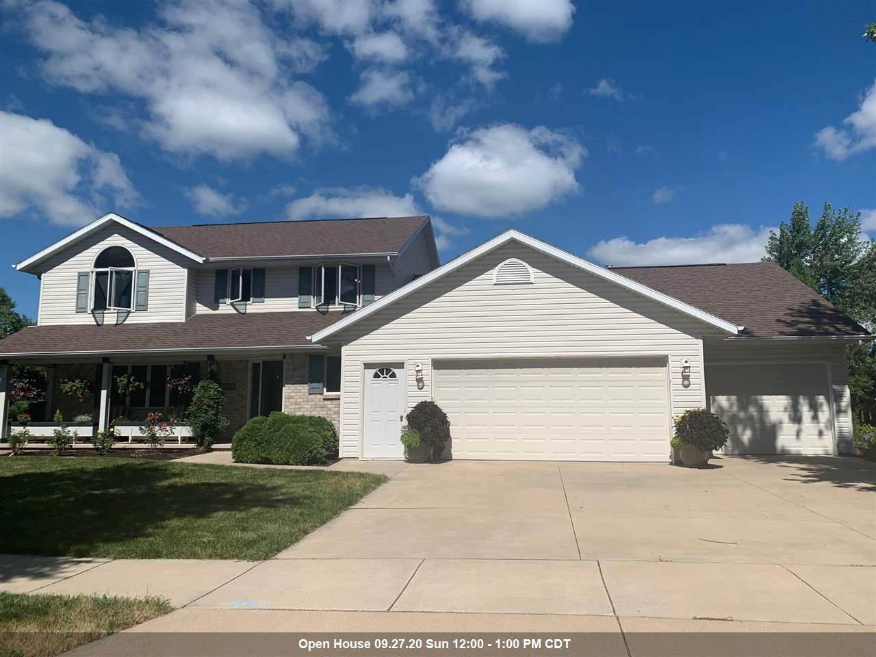 410 Carrington Lane - Photo 1