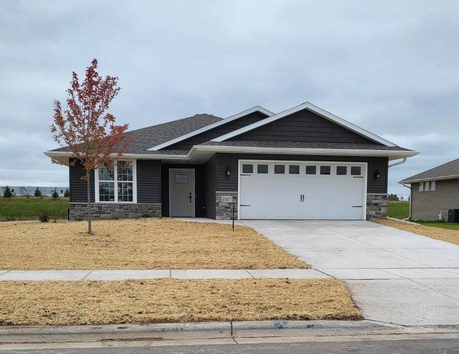 2517 Tipperary Trail - Photo 1