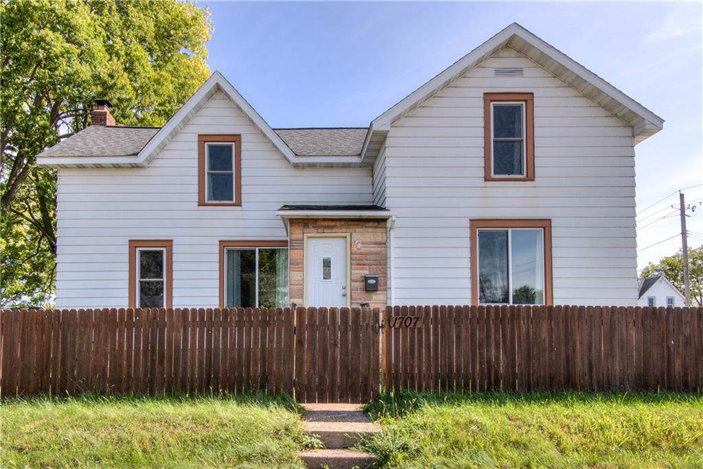 1707 Bellinger Street - Photo 1