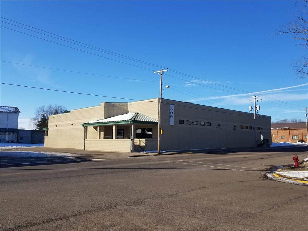 1319 Oak Street - Photo 1