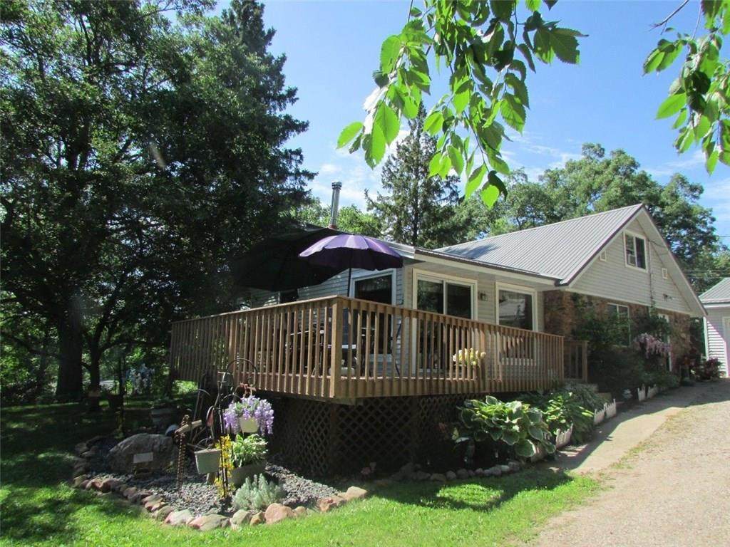1208 Superior Street - Photo 1