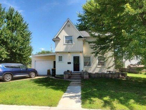 2117 11th Street - Photo 1