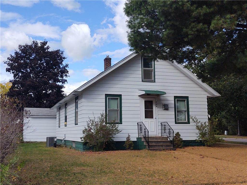 704 Gilbert Street - Photo 1