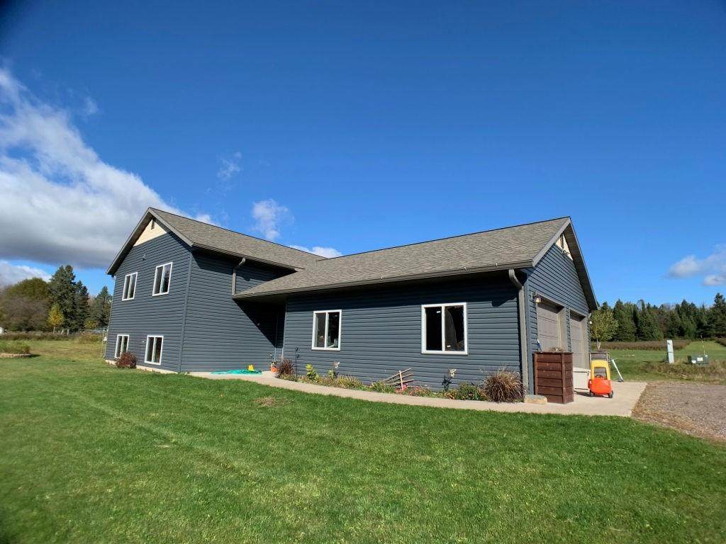 11037 Lakeview Dr - Photo 1
