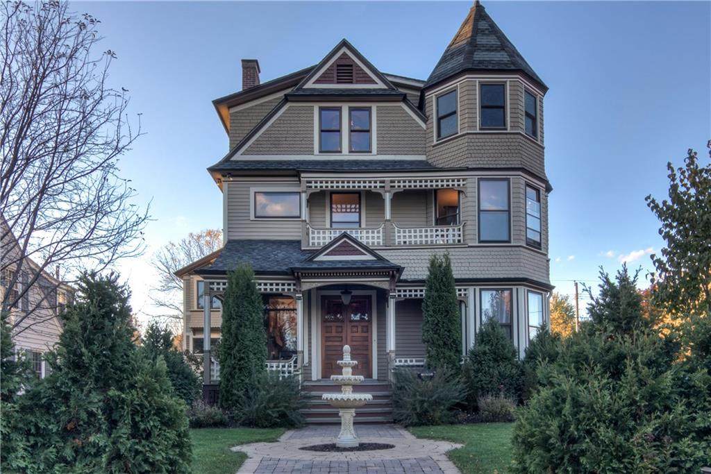 606 Columbia Street - Photo 1