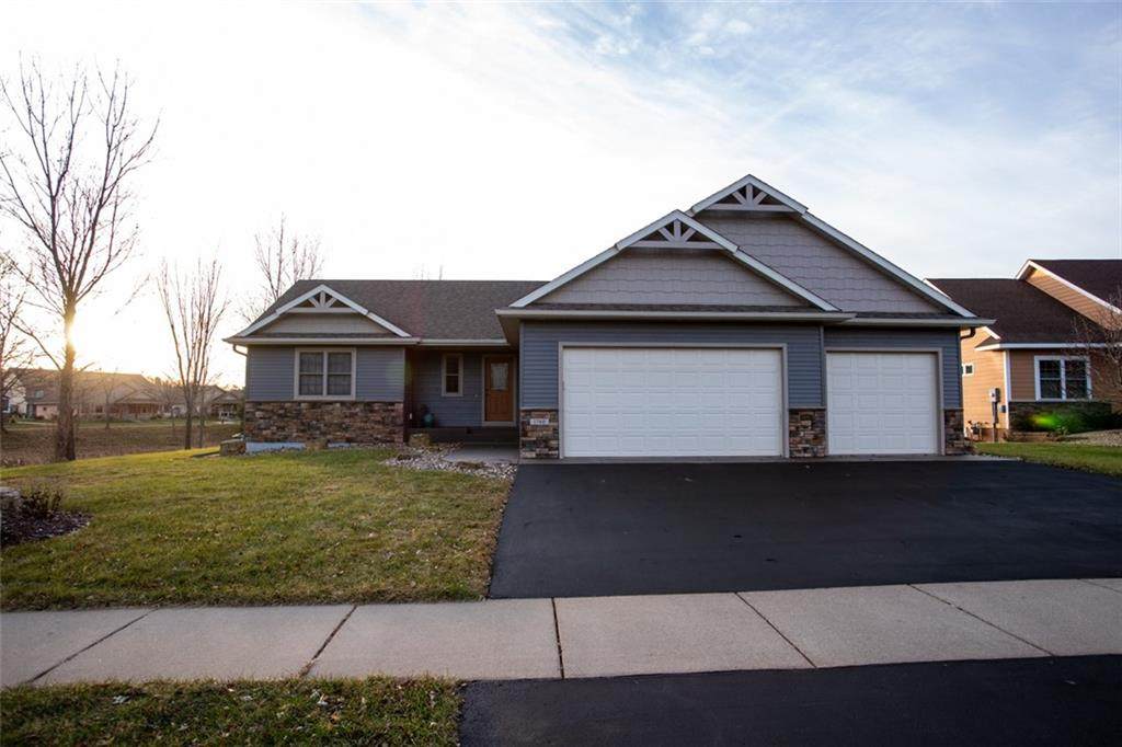 1740 Kimberly Circle - Photo 1