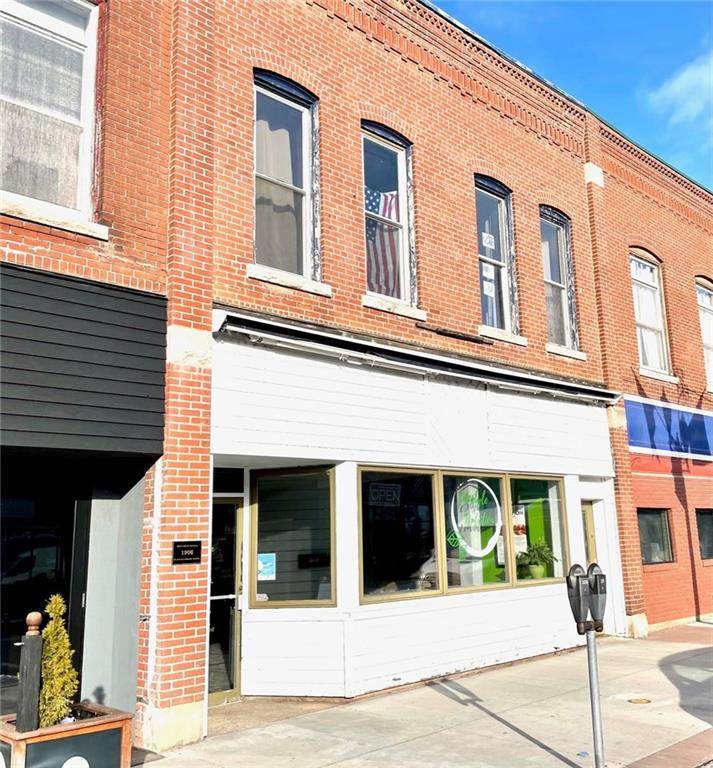 327 & 327 1/2 Main Street - Photo 1