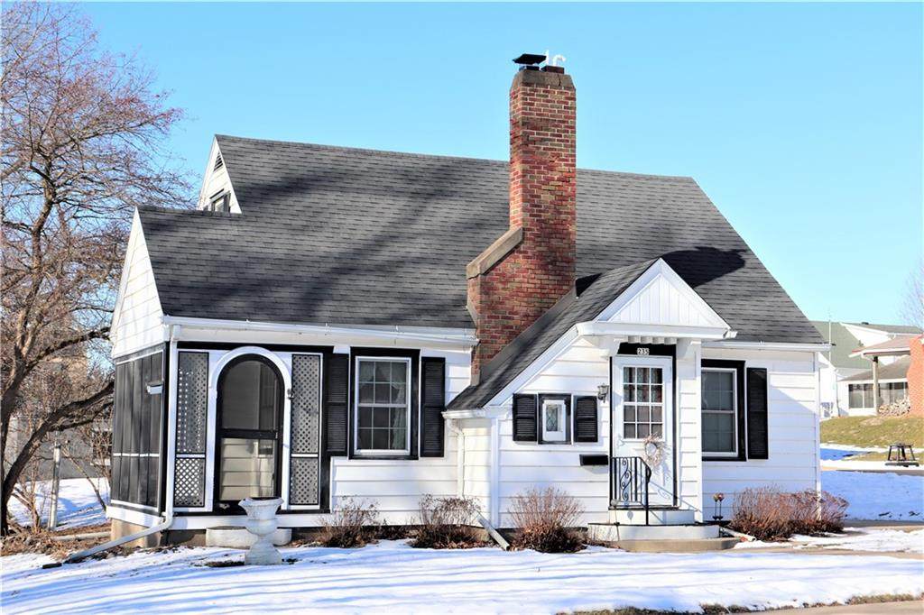 235 Pearl Street - Photo 1