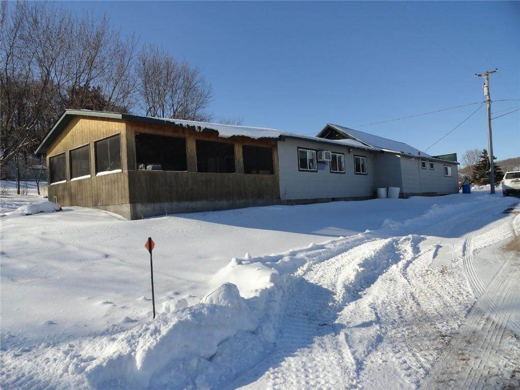 1746 361st Street - Photo 1
