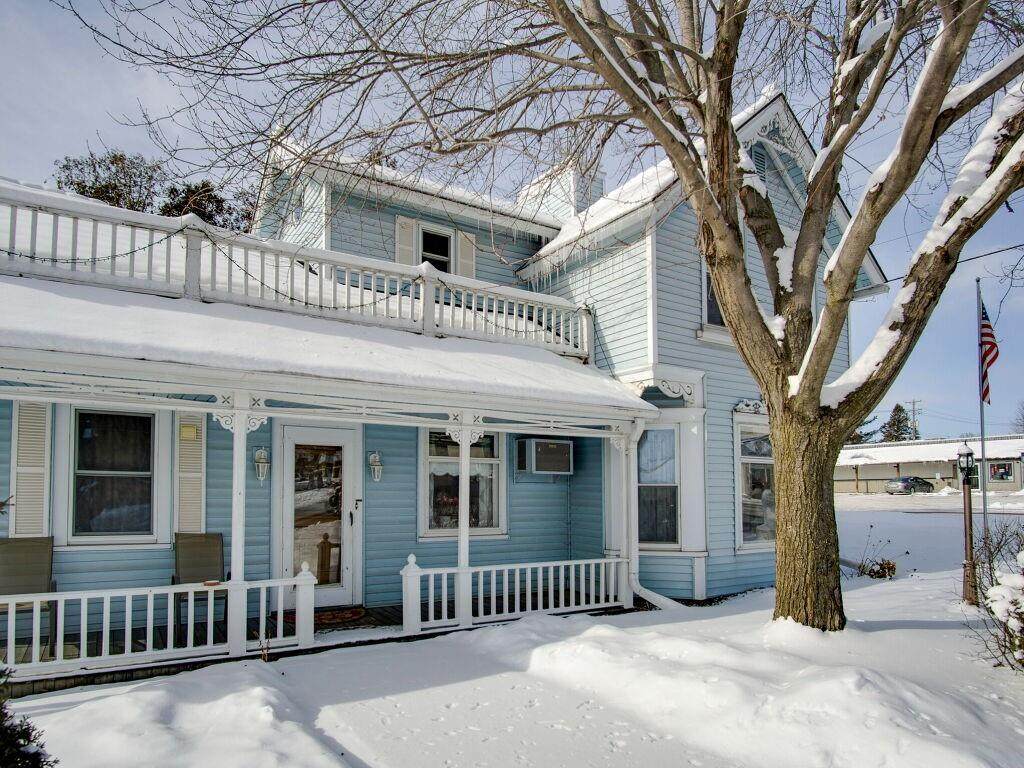 100 Washington Street - Photo 1