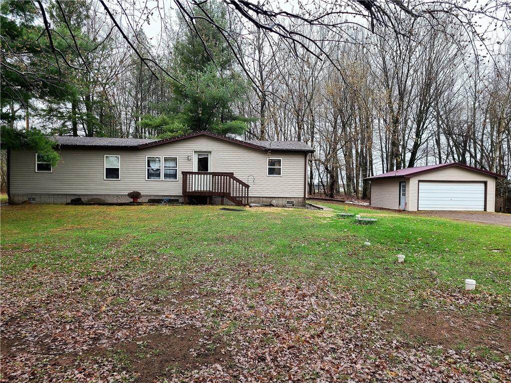 W8209 Summit Avenue - Photo 1