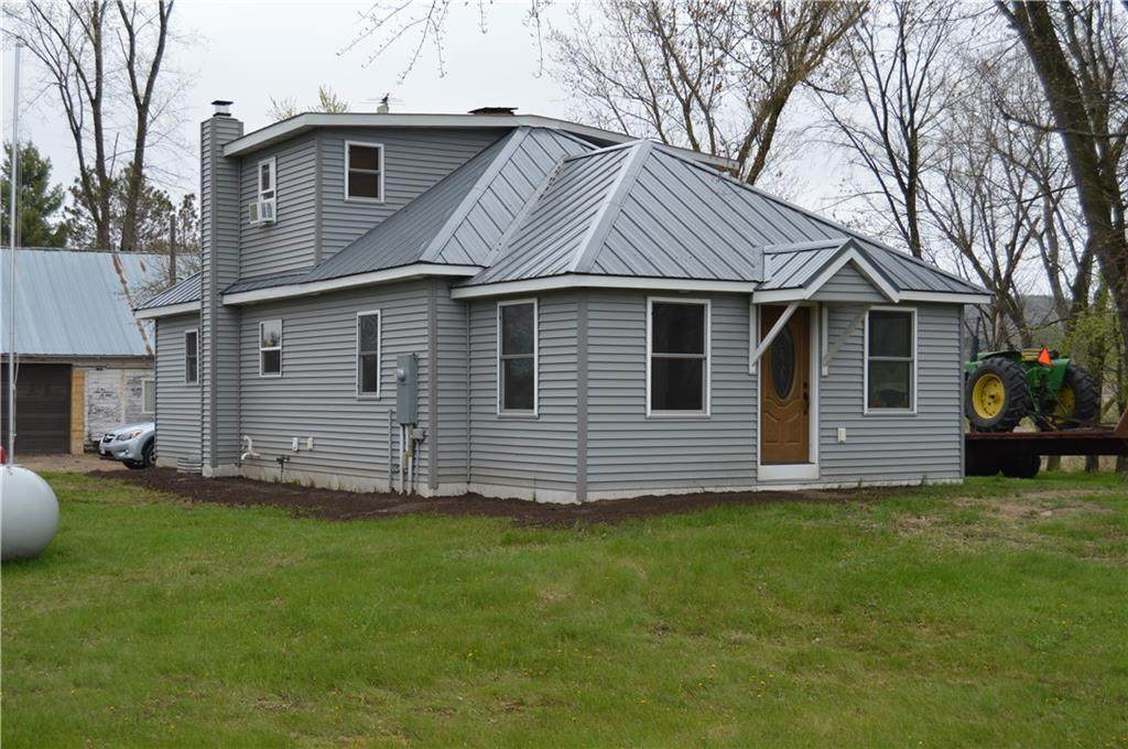 W13926 County Road C - Photo 1