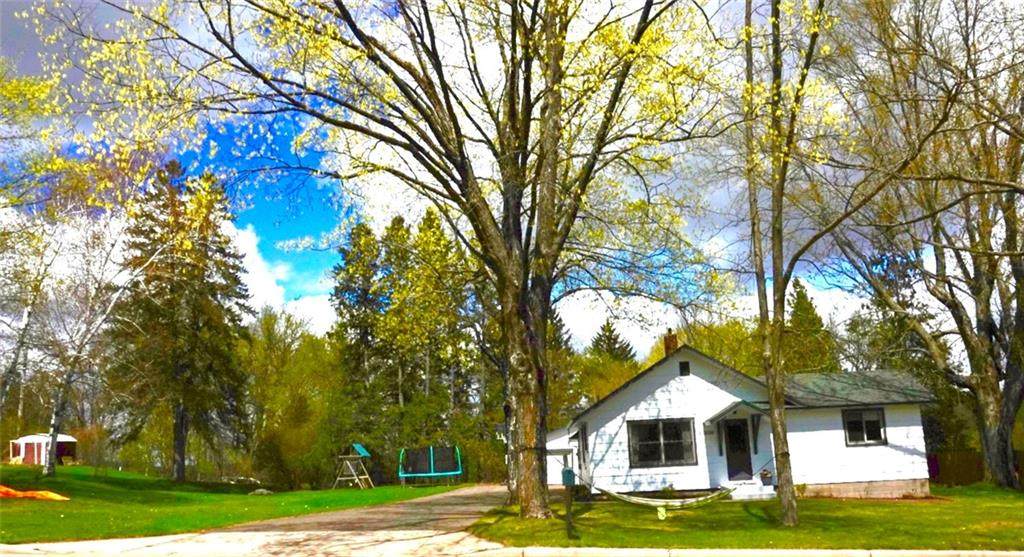 113 8th Avenue - Photo 1