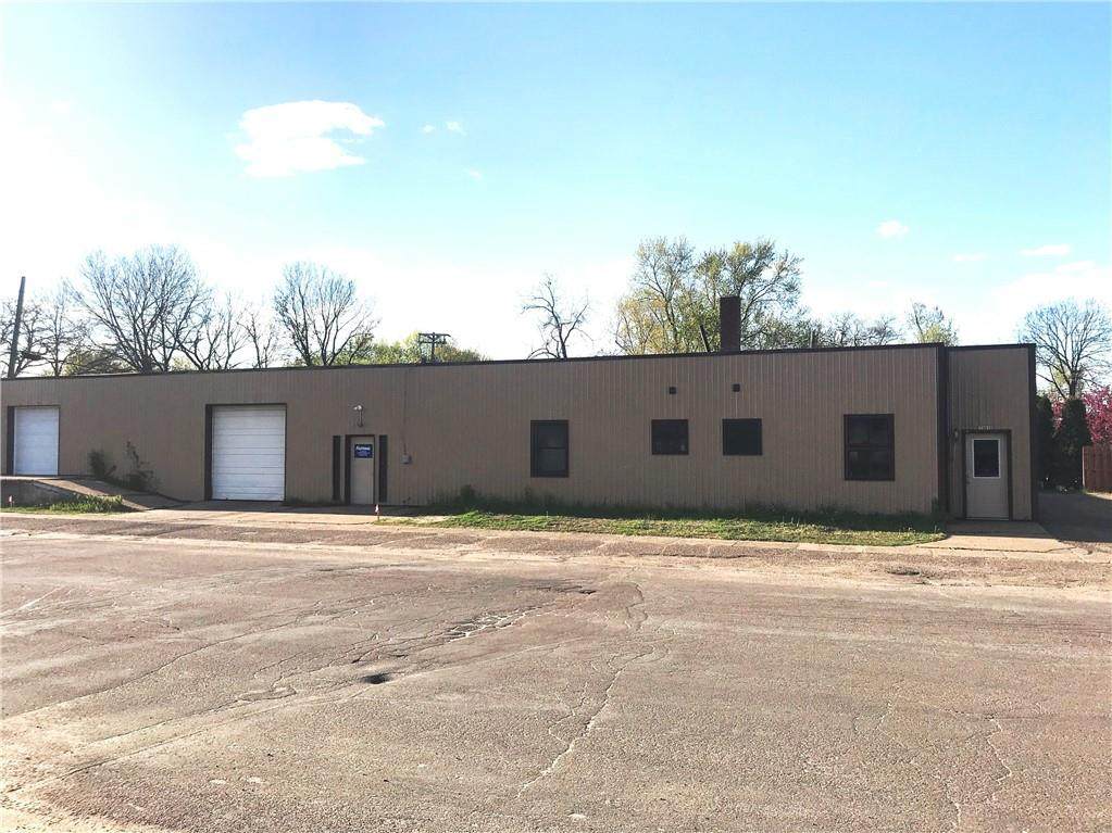13918 5th Street - Photo 1