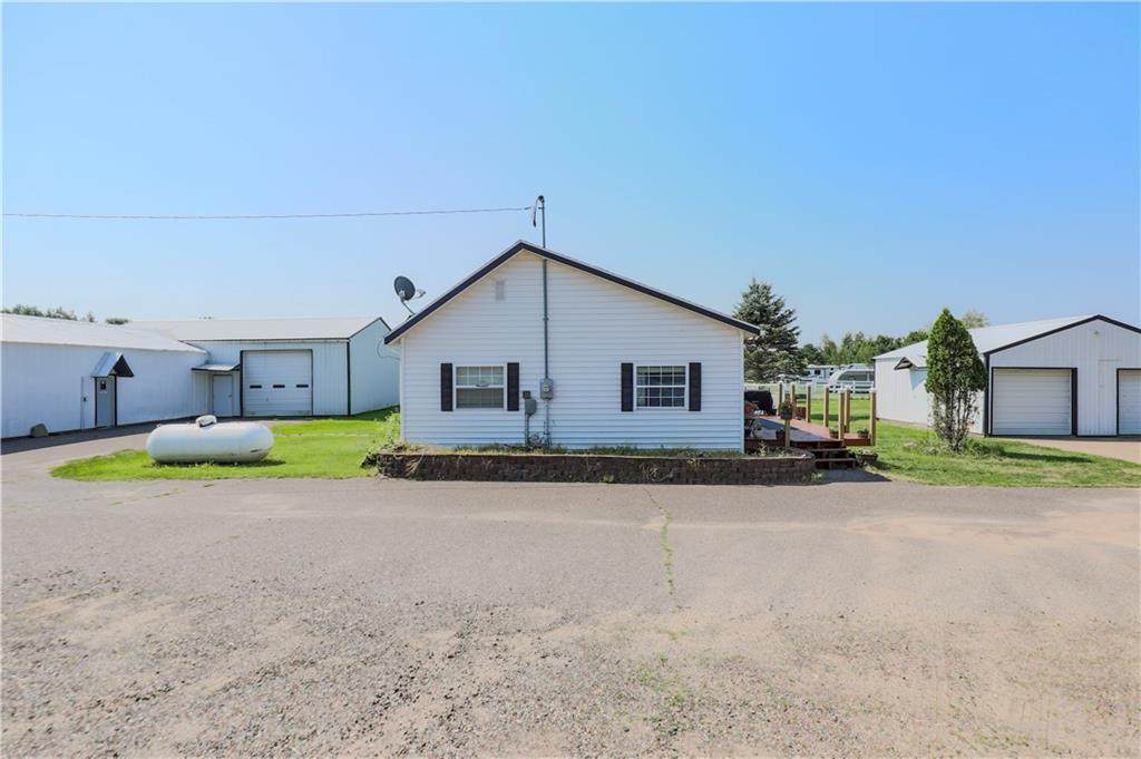 30985 Hwy 40 - Photo 1