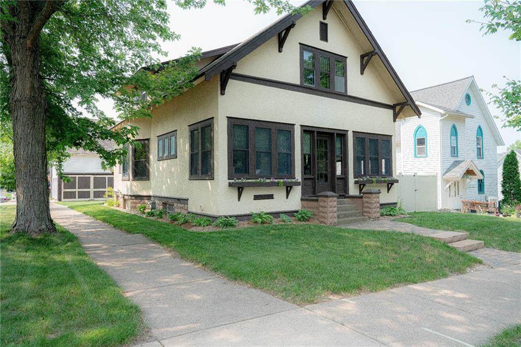 133 Pine Street - Photo 1