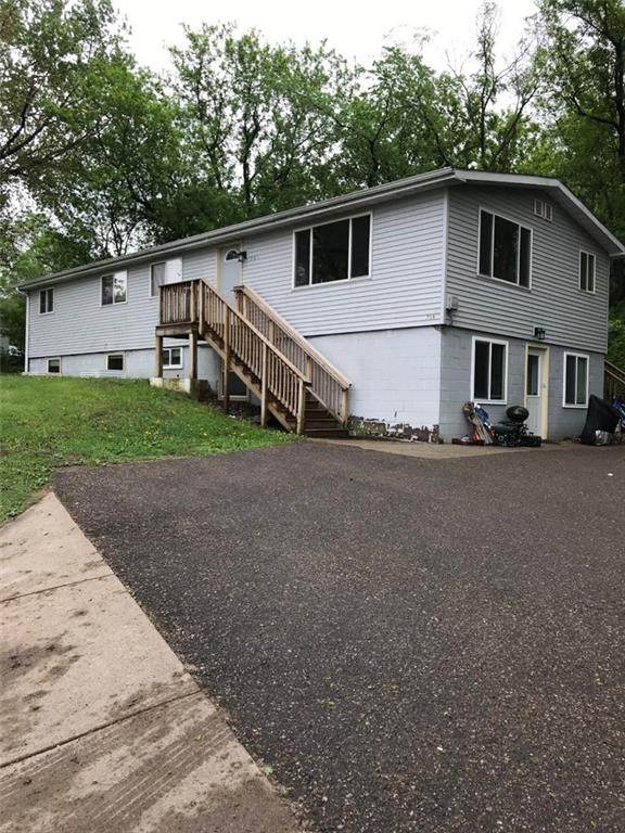 216 18th Ave E - Photo 1