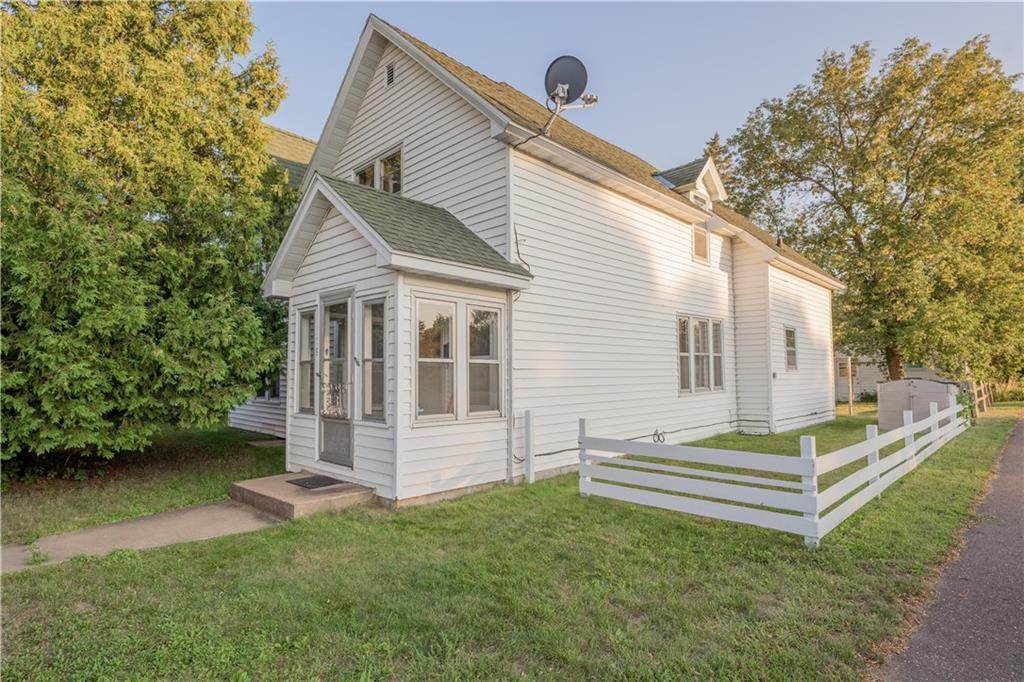 309 Oak Street - Photo 1