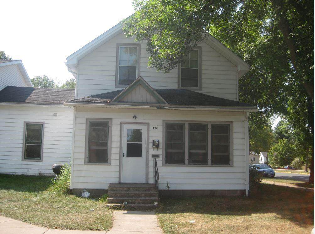 602 1/2 12th Avenue - Photo 1