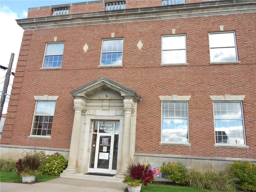 11 Newton Street - Photo 1
