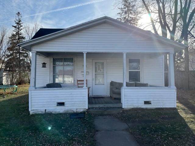 711 Chippewa Street - Photo 1